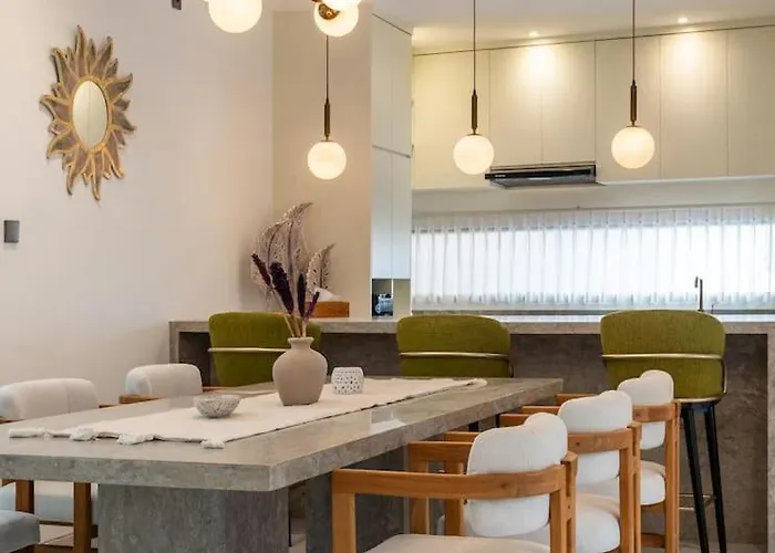 Albizia | 2br Stone Bathtub, Near Canggu